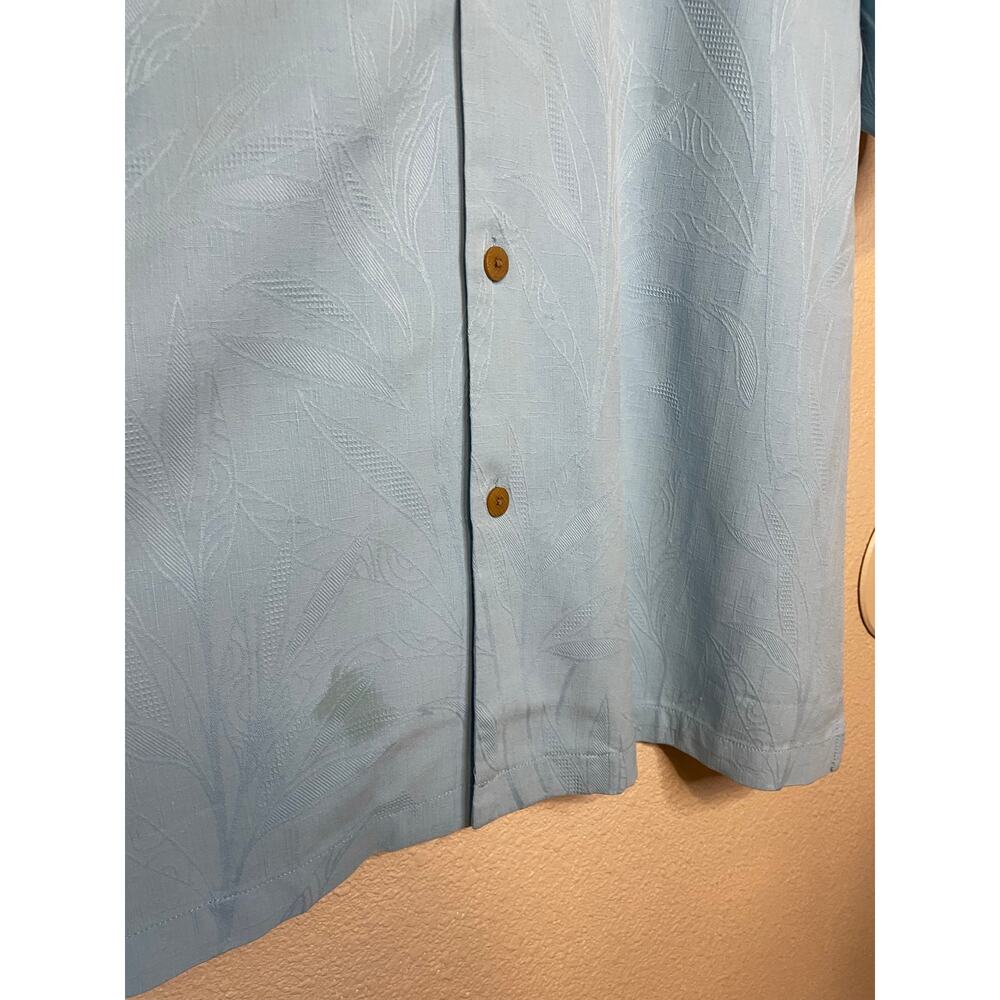 Tommy Bahamas Men's Original Fit Short Sleeve Button Up Textured 100% Silk Top M - Picture 7 of 13